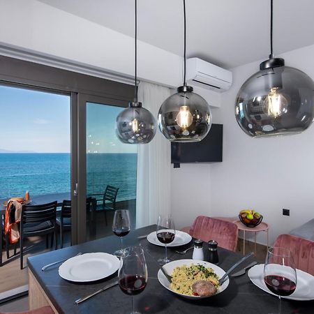 Alpha Suites Hriszí Aktí Haniá Kültér fotó